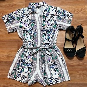 Ann Taylor Floral Printed Short Sleeve Romper Size 2